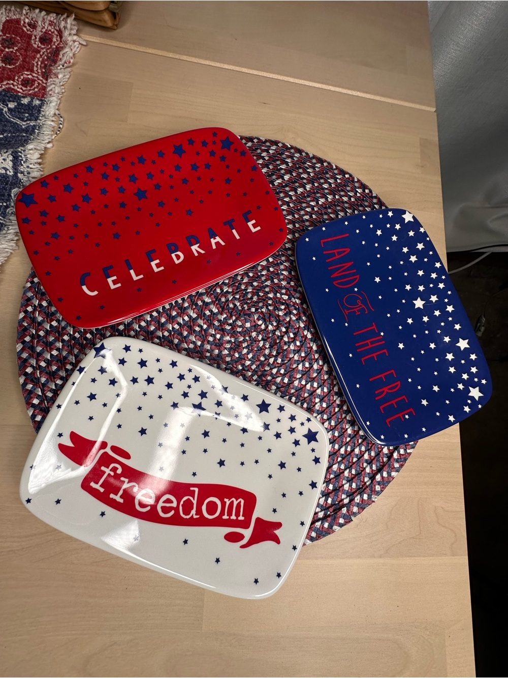 4th of July Picnic Basket - Picture 9 of 16